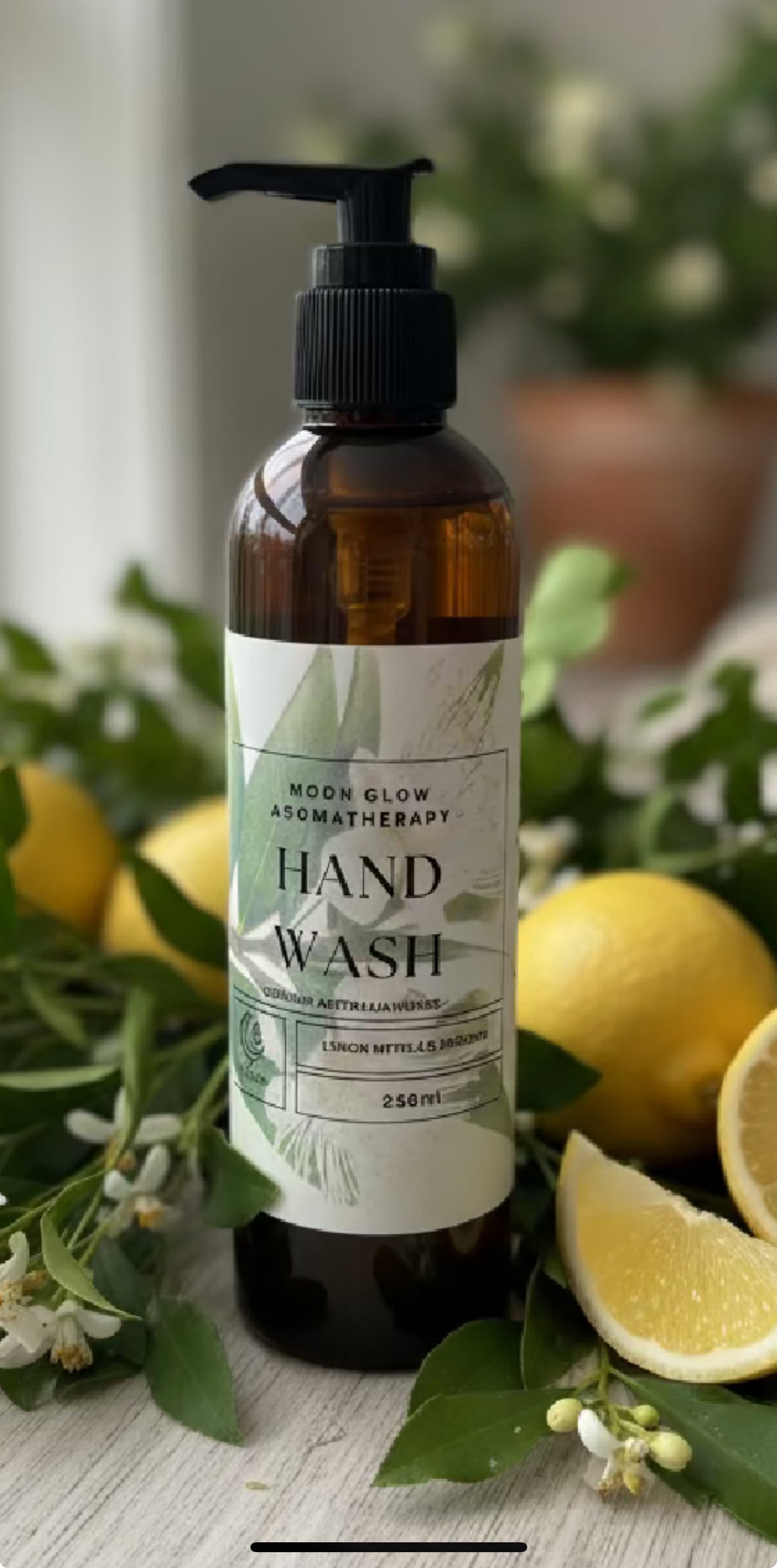 Hand wash with lemon little and verbena